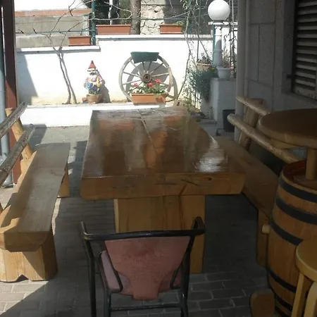Apartman In With Sea View, Terrace, Air Conditioning, Wifi *
